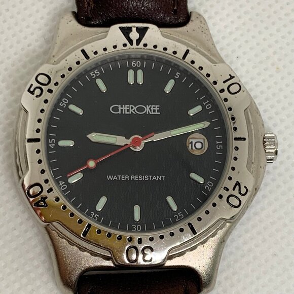 Cherokee vintage date watch diver 38mm round black dial quartz analog running - Picture 3 of 8